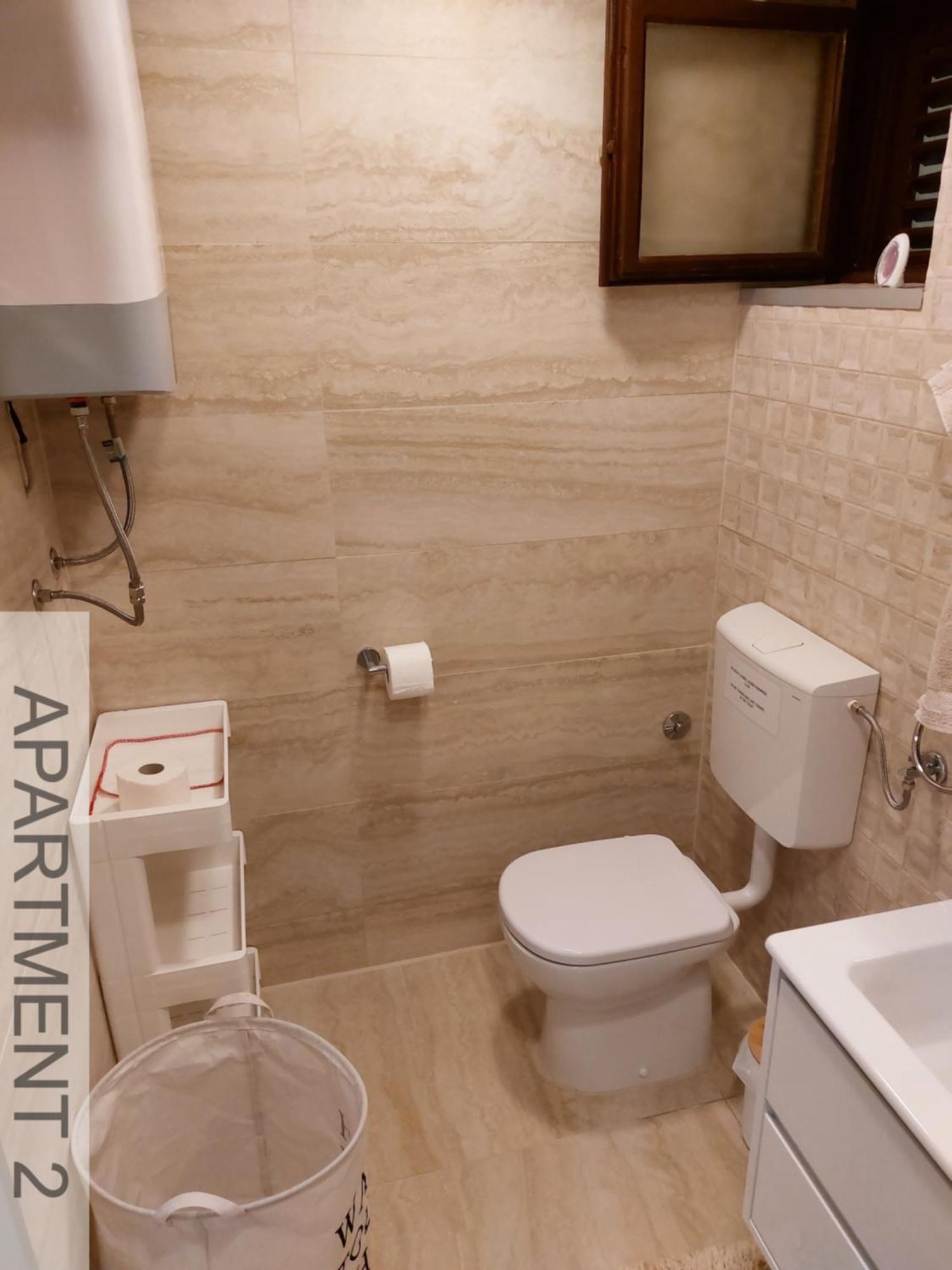 Apartmani Denis Стара Башка Екстер'єр фото