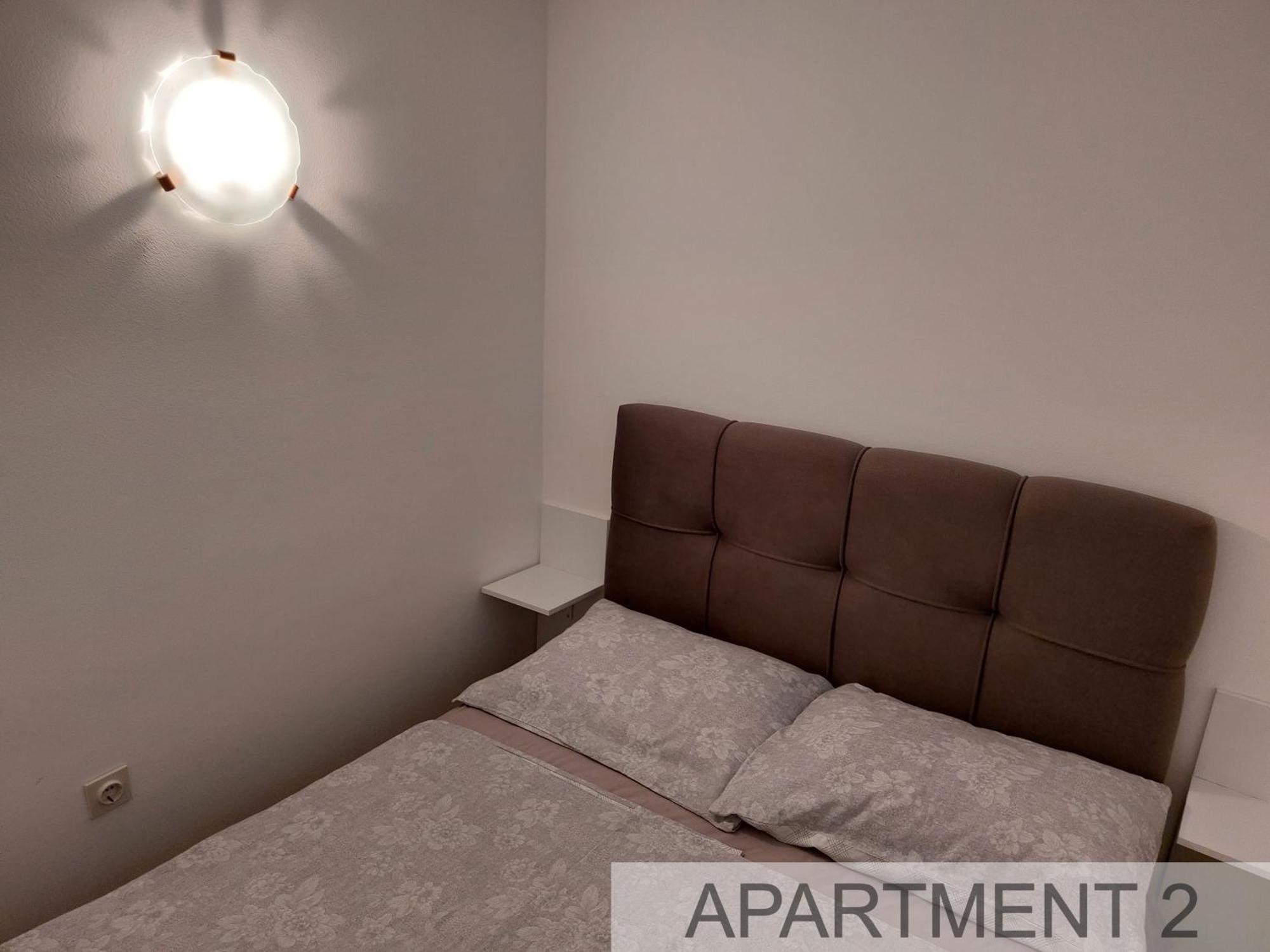Apartmani Denis Стара Башка Екстер'єр фото