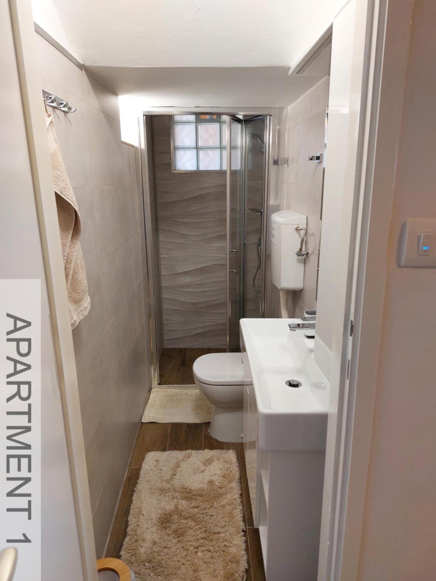 Apartmani Denis Стара Башка Екстер'єр фото